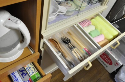 食器棚の引出し 食器棚の引出し